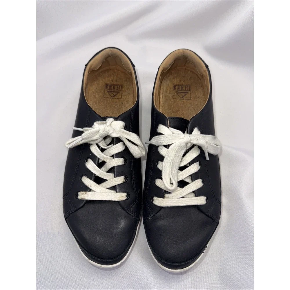 Reef Cushion Sunset Women's Sneakers‎ - Navy & White - Size 9.5